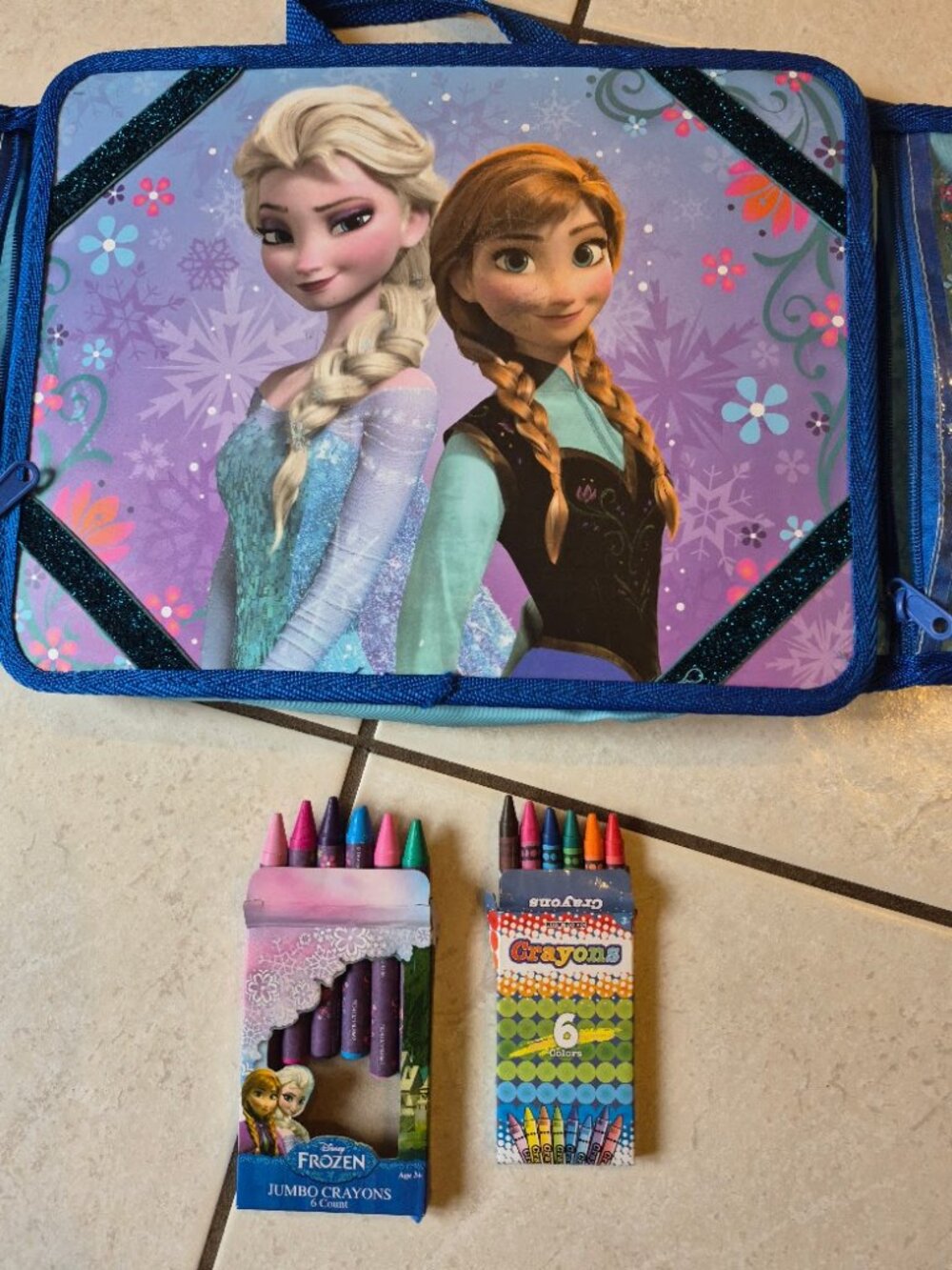 Frozen Lap Desk w/ Crayons